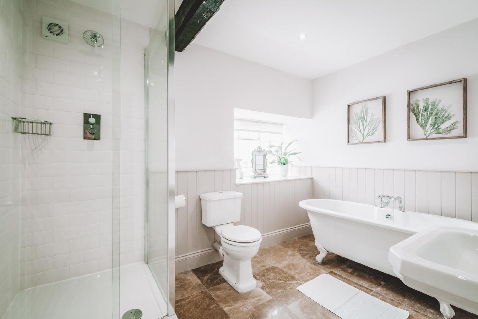The Hare & Hounds Inn Bowland Bridge エクステリア 写真